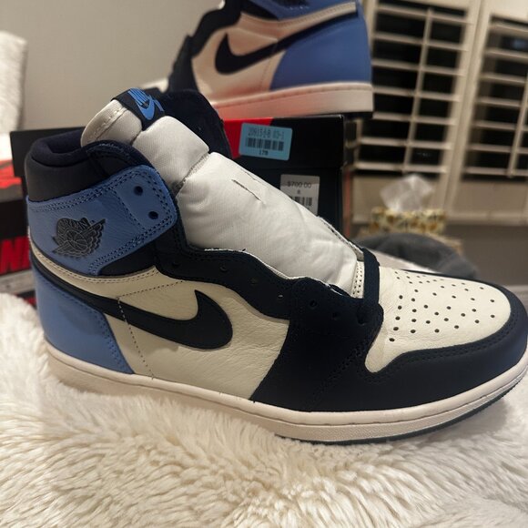 Nike Air Jordan 1 Retro High Obsidian - Varsity Blue - Picture 3 of 6